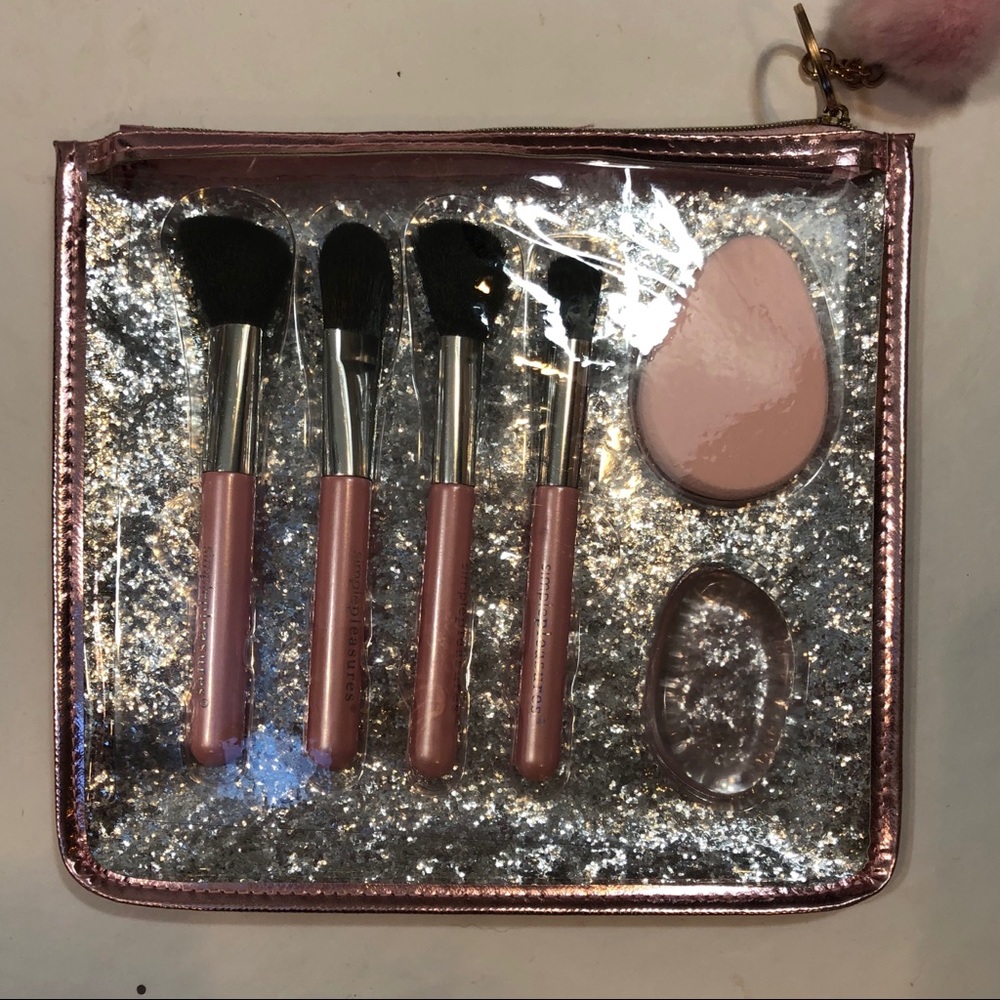 BORN TO SHINE  Brush & Blender brush set  new